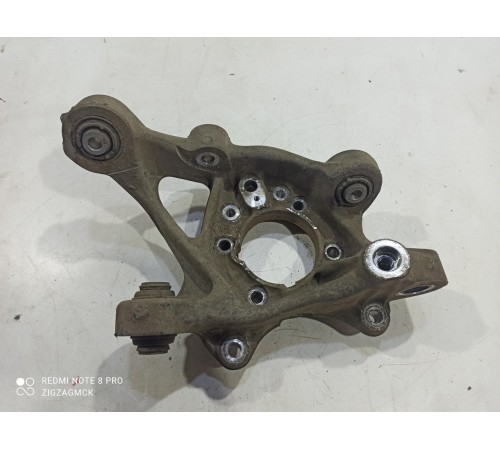 Кулак поворотный(задний правый)