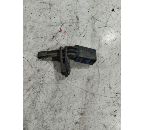 Датчик ABS передний левый