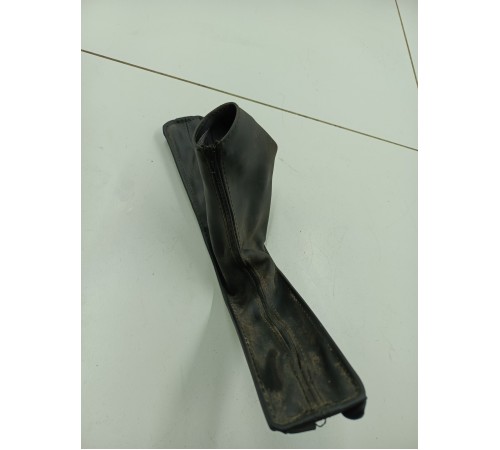 Кожух рычага ручного тормоза ручника