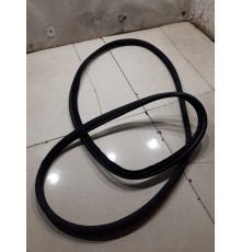 Уплотнитель двери(передний левый)