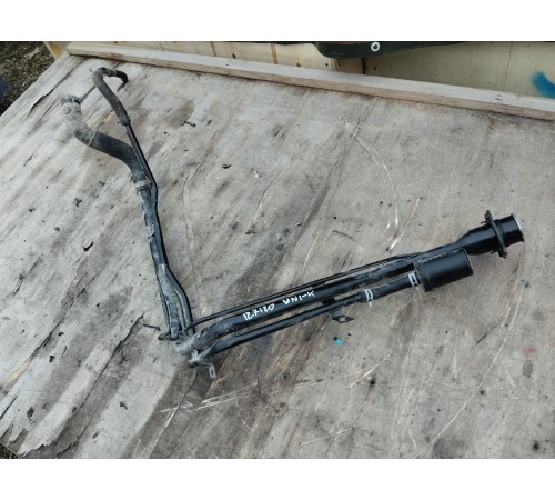 Горловина топливного бака