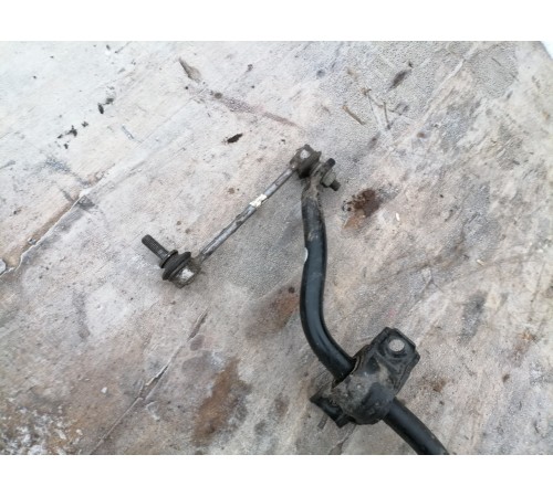 Стабилизатор передней подвески