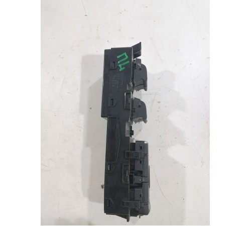 Блок управления стеклоподъемниками передний левый