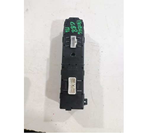 Блок управления стеклоподъемниками передний левый