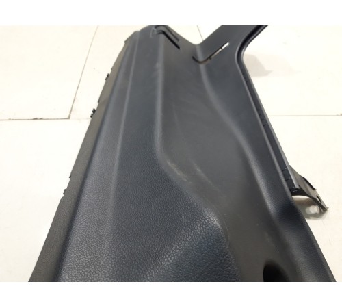 Обшивка стойки (задняя, правая)