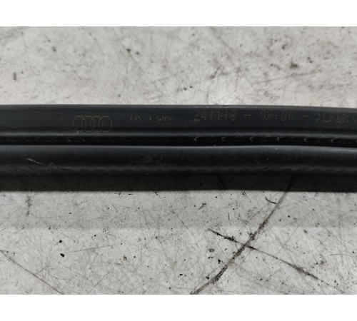 Уплотнитель двери(задний левый)