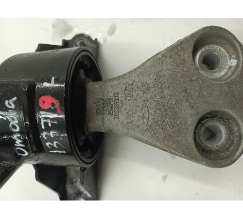 Опора двигателя левая