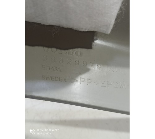 Накладка стойки (задняя правая)