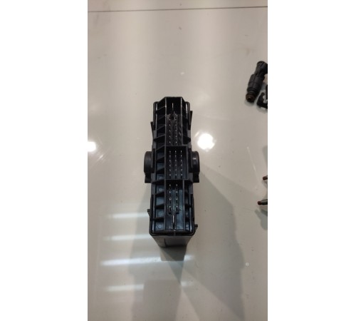 Блок управлени эбу