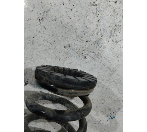 Пружина подвески задняя