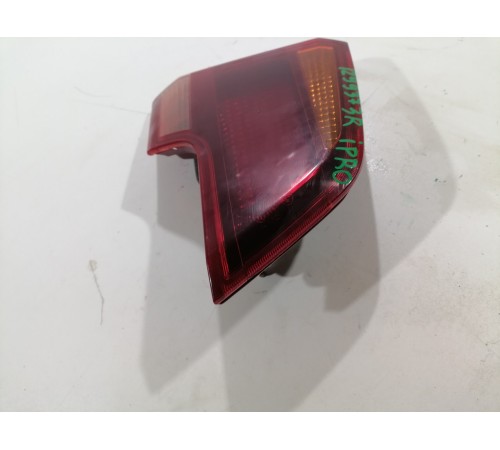 Фонарь задний правый внутренний