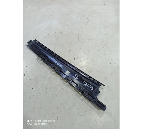 Накладка двери (задняя левая)