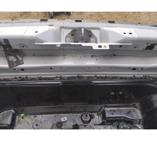 Задняя панель кузова