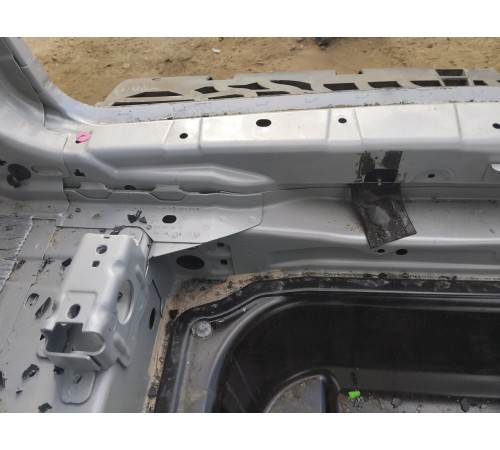 Задняя панель кузова