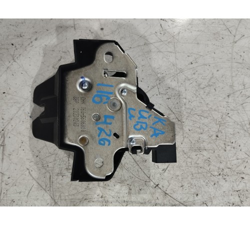 Замок крышки багажника