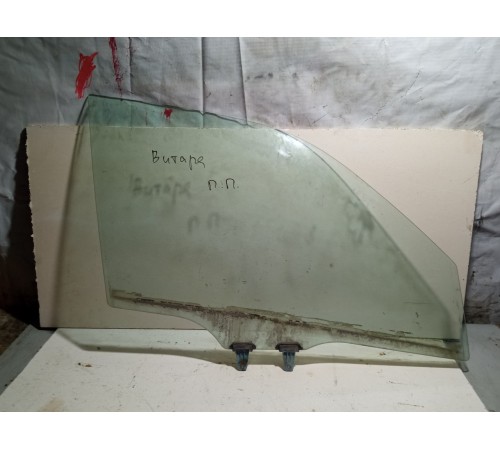 Стекло двери передней правой