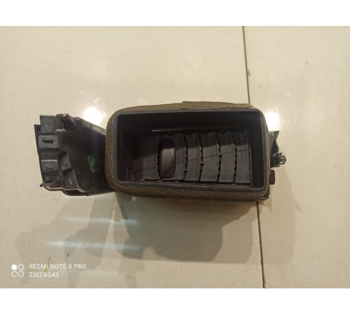 Воздушный дефлектор (левый)