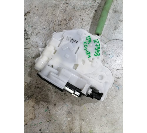 Замок двери передний правый