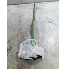 Замок двери передний правый