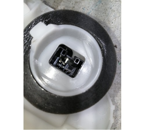 Замок двери передний правый