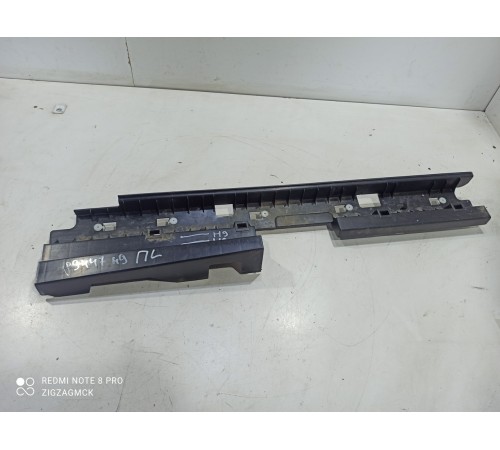 Накладка порога (передняя левая)