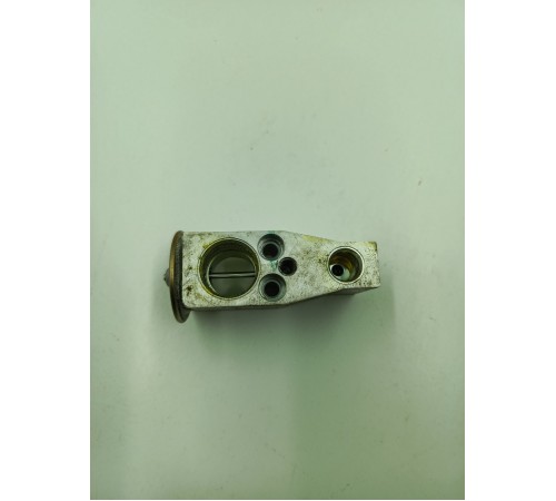 Расширительный клапан кондиционера