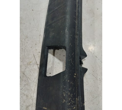 Обшивка багажника