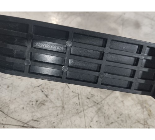 Ручка двери передняя правая