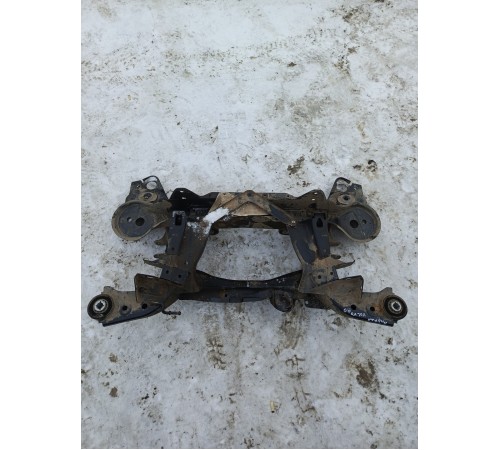 Балка подвески (подрамник) задняя