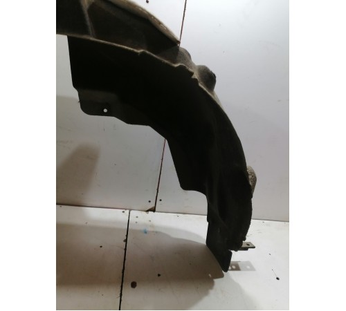 Локер (подкрылок) задний правый