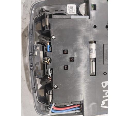 Плафон внутреннего освещения(передний)