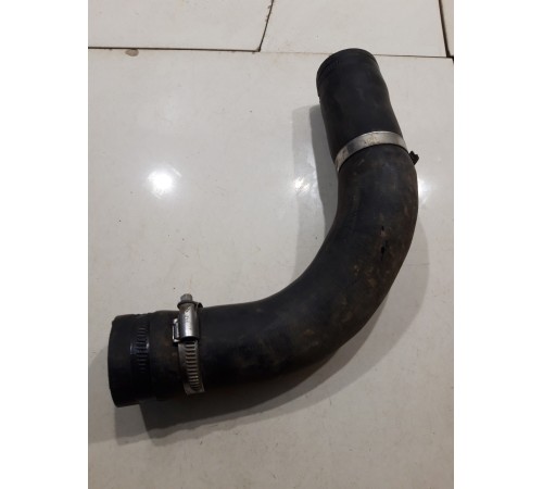 Патрубок радиатора