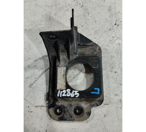 Кронштейн (крепление) фары противотуманной левый