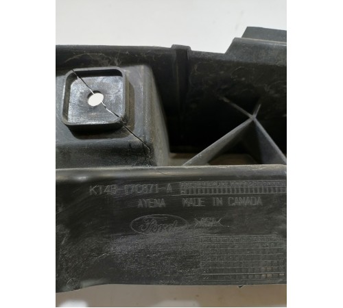 Кронштейн заднего бампера центральный