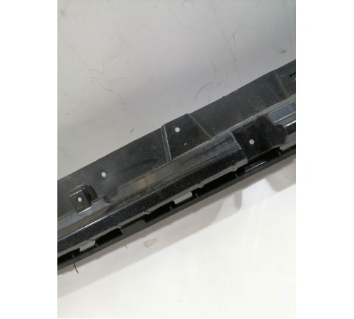 Кронштейн заднего бампера центральный