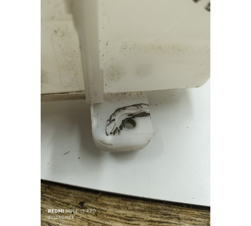 Бачок омывателя