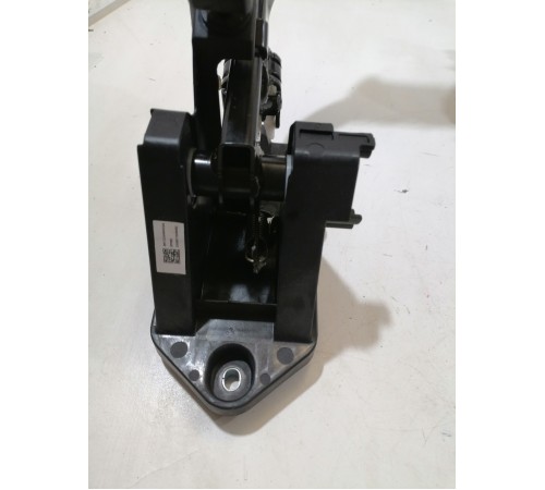 Педаль тормоза