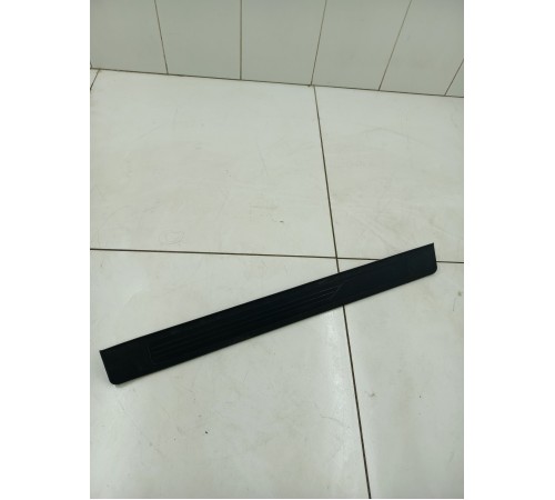 Накладка порога передняя правая