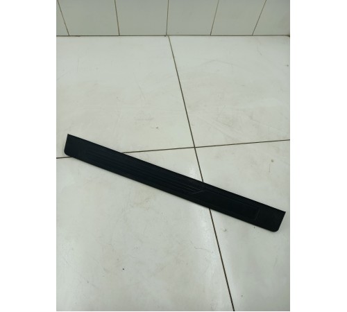 Накладка порога передняя правая