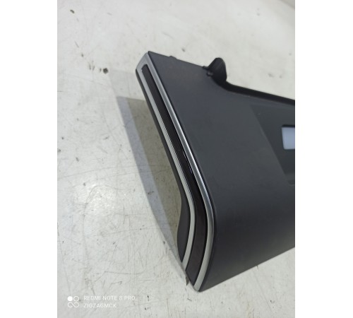 Накладка торпедо правая