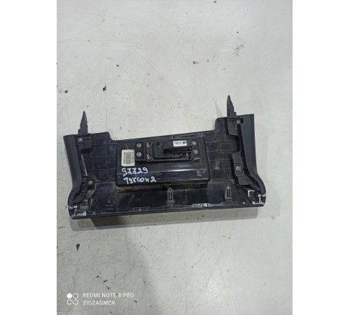 Накладка торпедо правая