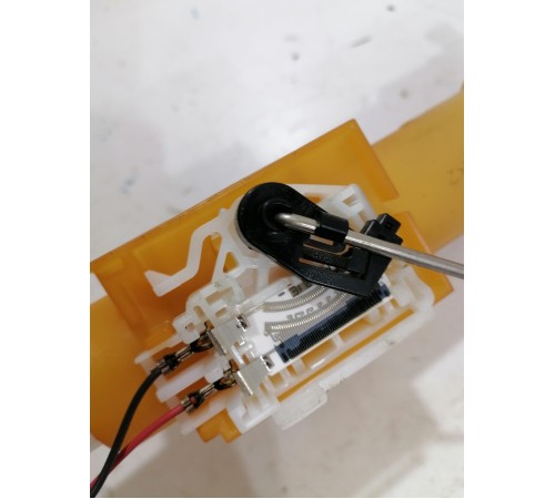 Датчик уровня топлива