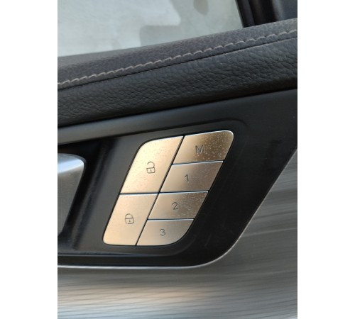 Дверь передняя левая