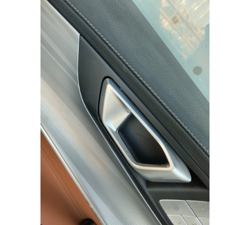 Дверь передняя левая