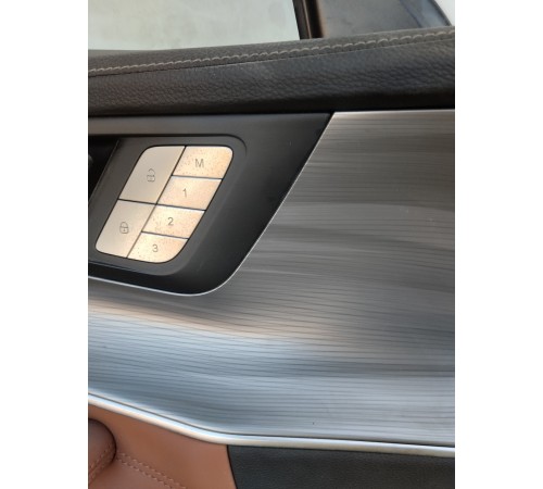 Дверь передняя левая