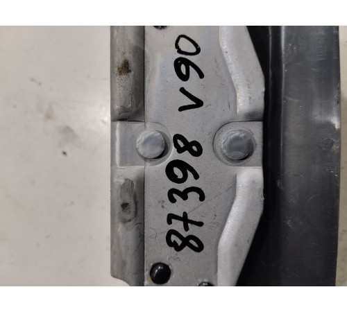 Ответная часть замка багажника