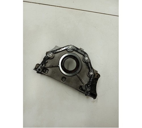 Крышка двигателя передняя