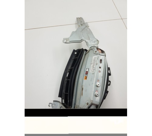 Подушка безопасности пассажира