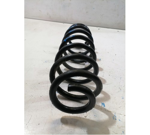  Пружина подвески задняя