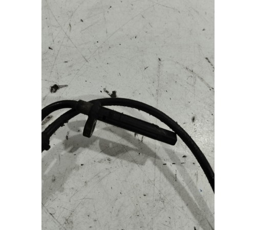 Датчик ABS(передний правый)